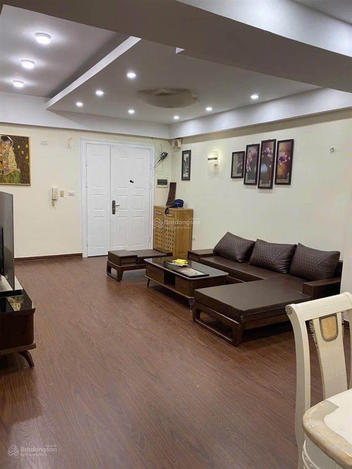 Cho thuê căn hộ chung cư 2pn,2wc,100m tại 131 trần phú,hà đông ,nhà đẹp 11 triệu/1 tháng