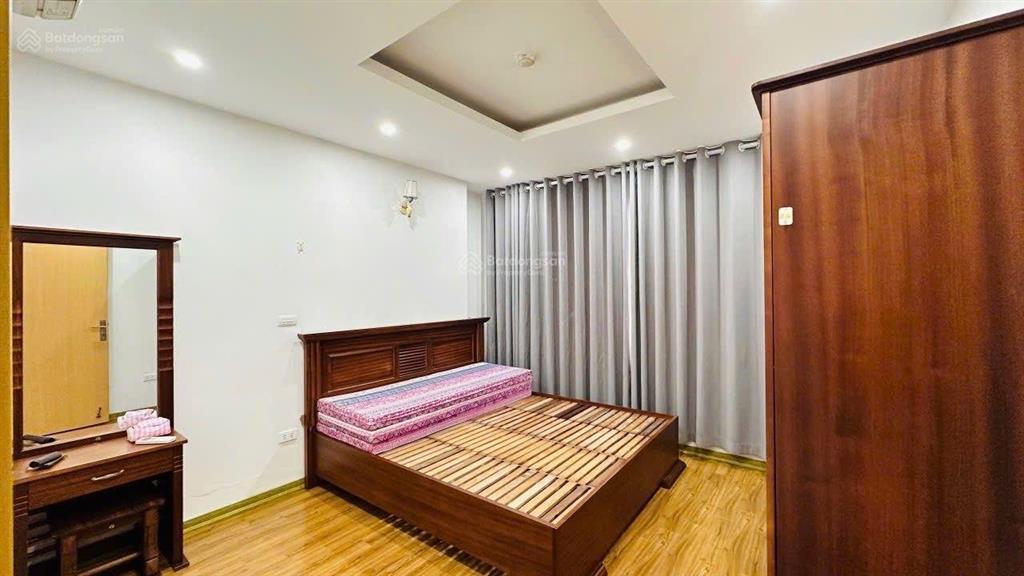 Cho thuê cc 3pn,2wc,100m giá 11 triệu/1 tháng ,phun đồ tại unimax 210 quang trung