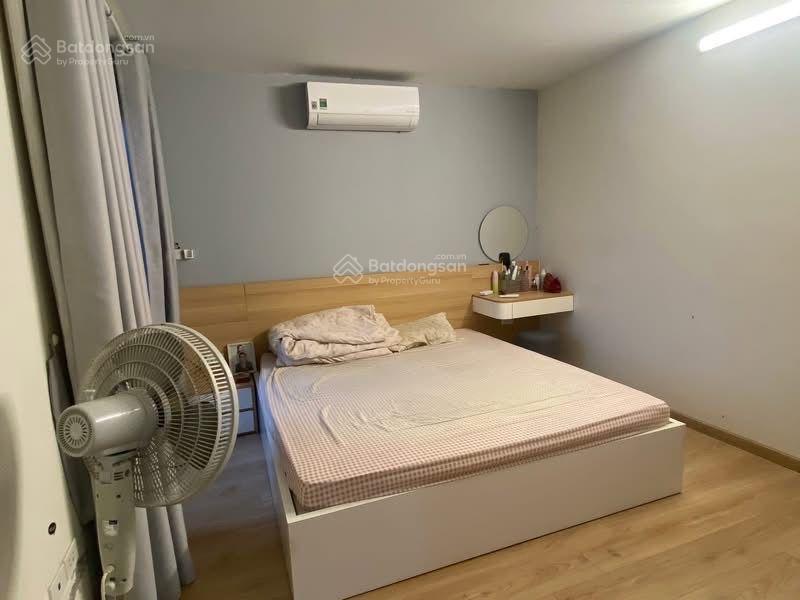Cho thuê cc 2pn, 2wc, 80m². giá 10t/1 tháng, tại tô hiệu, hà đông, full nội thất hướng mát.