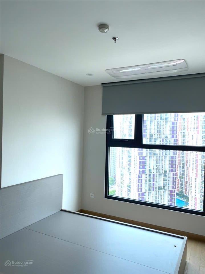 Cho thuê cc 2pn,2wc,75m tại the charm an hưng ,hà đông ,12 triệu /1 tháng phun đồ đẹp.
