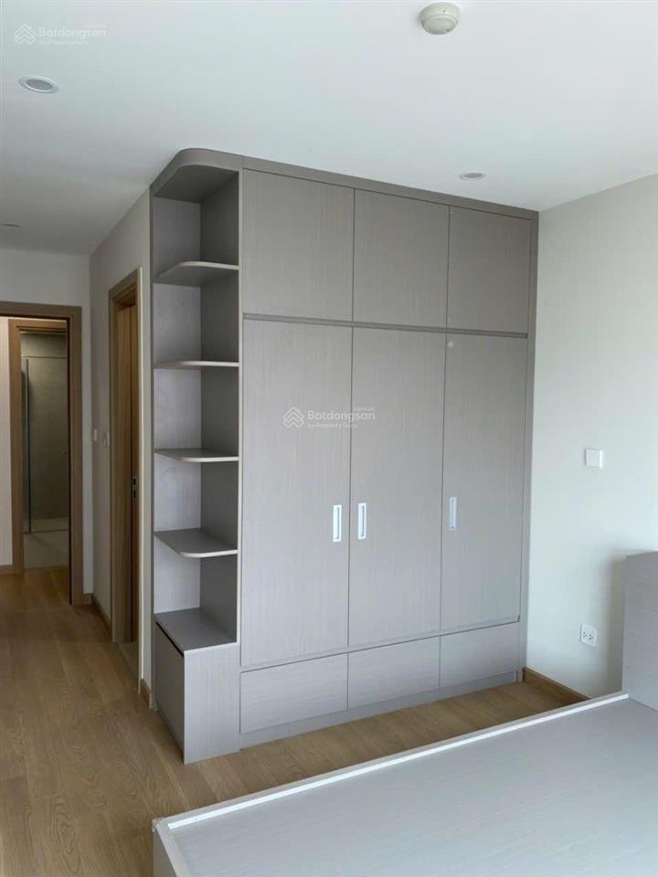 Cho thuê cc 2pn,2wc,75m tại the charm an hưng ,hà đông ,12 triệu /1 tháng phun đồ đẹp.