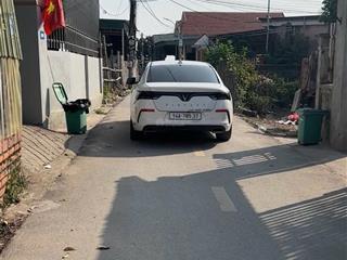 Bán lô góc khu chợ hoàng tân trục thông vinhomes