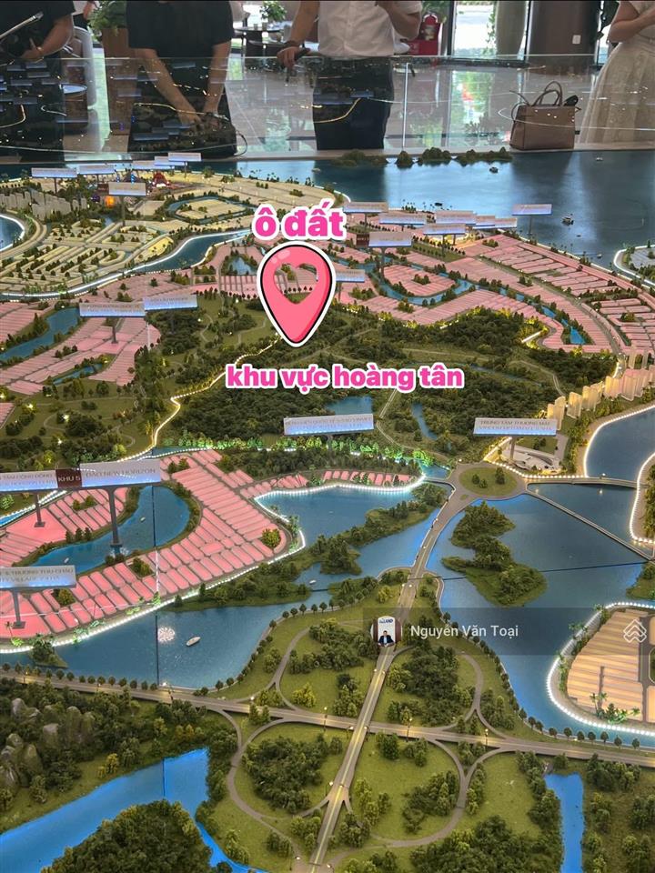 Trục chính đồi thông hoàng tân 1000m2 có 740 xây dựng hàng vip