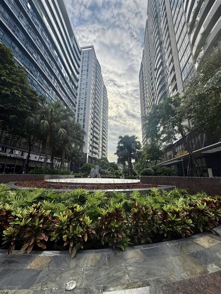 Cho thuê căn hộ tràng an complex 105m2 giá rẻ bất ngờ full nội thất đẹp, có slot ô tô, vào ở ngay