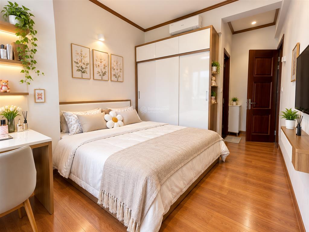Chính chủ cần tiền gửi bán gấp căn hộ 2 phòng ngủ tại dự án 789 xuân đỉnh tầng đẹp view thoáng