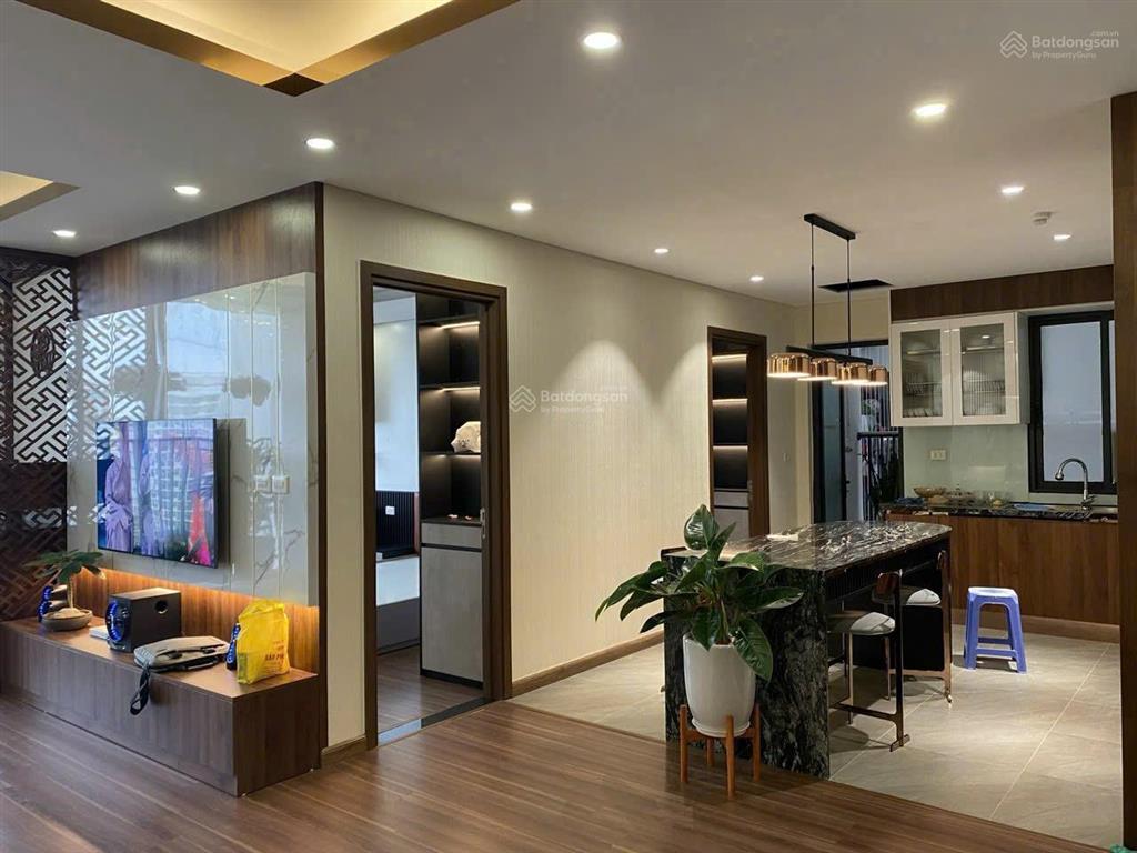 Chủ nhà cắt lỗ bán căn hộ 2 phòng ngủ tại dự án ngoại giao đoàn tòa n04 tầng đẹp view thoáng.