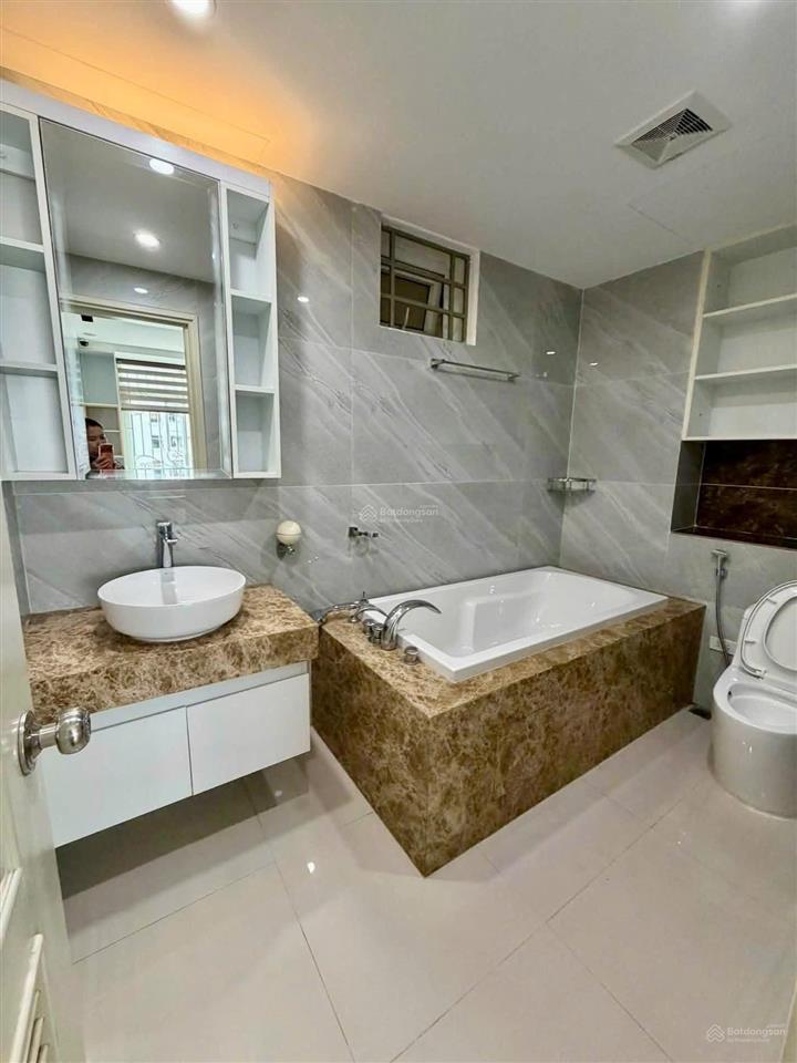 Chính chủ cần tiền gửi bán gấp căn hộ 2 phòng ngủ tại dự án nam cường toà ct3 tầng đẹp view thoáng