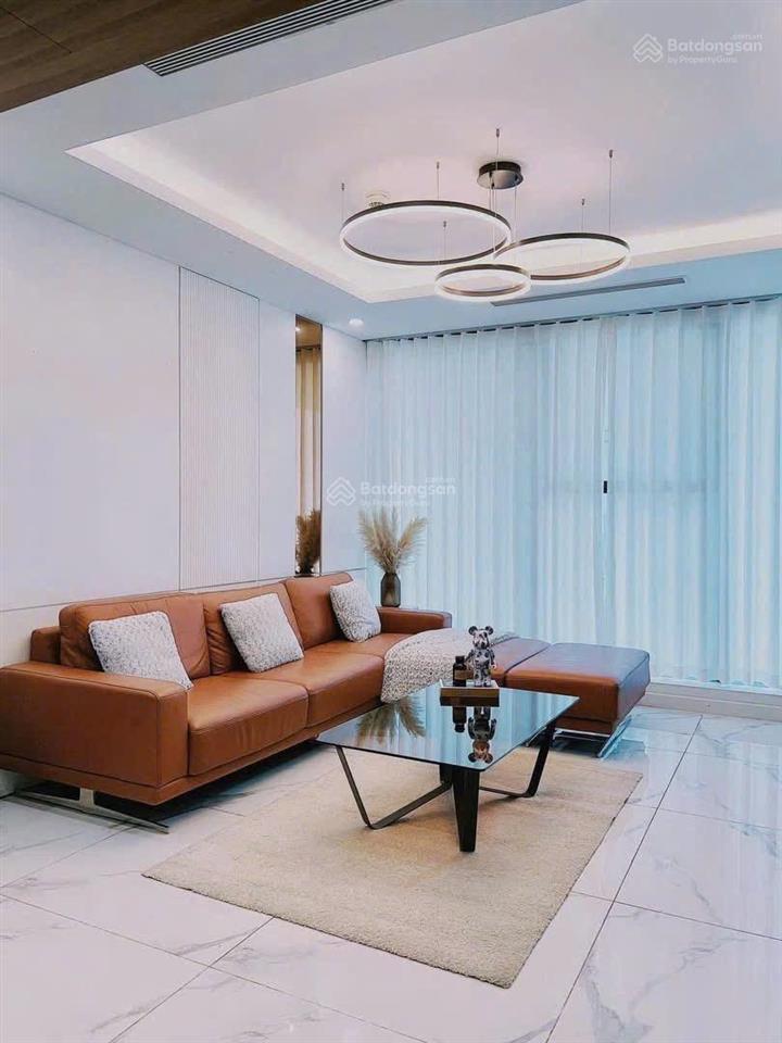 Chính chủ cần tiền gấp gửi bán căn hộ 3 phòng ngủ tại dự án sunshine city tầng đẹp view thoáng.
