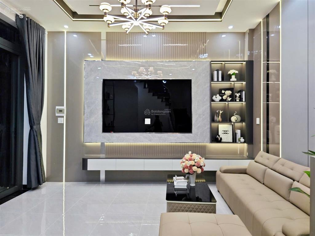 Nhà mới ô tô tới nhà giá chỉ 2,750 tỷ