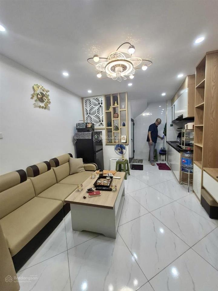 Hồng mai | 22m x 6 tầng | 4 ngủ | ngõ nông gần phố | ba gác tránh | nhỉnh 6 tỷ