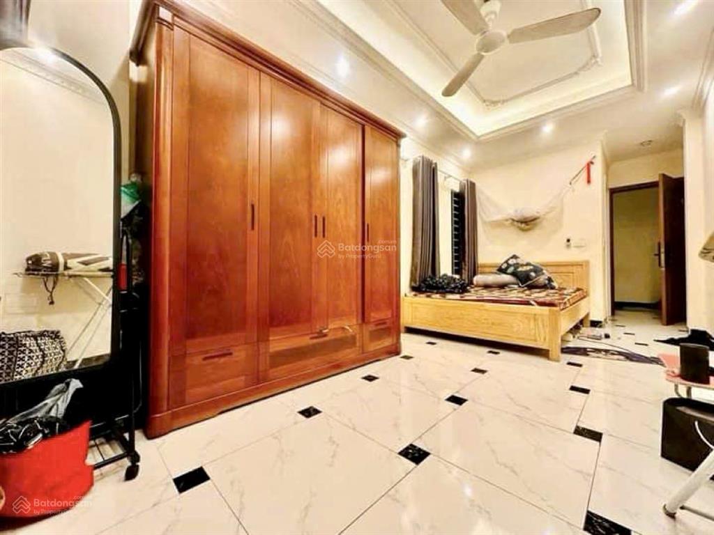 Tân mai | 30m x 4 tầng | nhà đẹp dân xây | lô góc | ngõ thông gần phố | hơn 7 tỷ