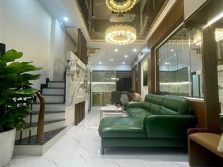 Nhà đẹp tân mai | 35m 5 tầng | 5 phòng ngủ | full nội thất | 20m ra phố | giá 9.65 tỷ