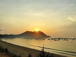 7 tỷ cho 1 lô đất 449m2 sẵn sỗ hồng bao sang tên lên 500m2 nằm ngay mặt biển mỹ thắng  bình định