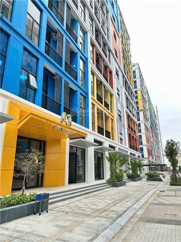 Shop chân đế 58m2 cao 7m chỉ với 3 tỷ, nằm kế cận công viên nước sunworld, sổ đỏ lâu dài.
