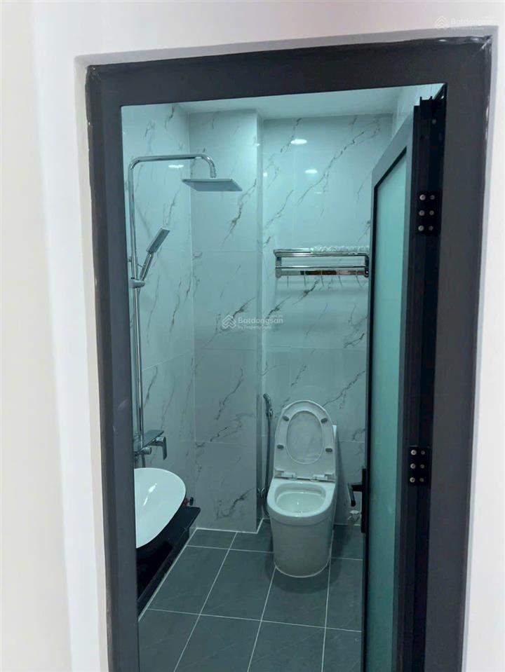 Nhà mặt tiền tân chánh hiệp 07 quận 12  8.8 tỷ
cách nguyễn ảnh thủ chỉ 50m vị trí cực đẹp