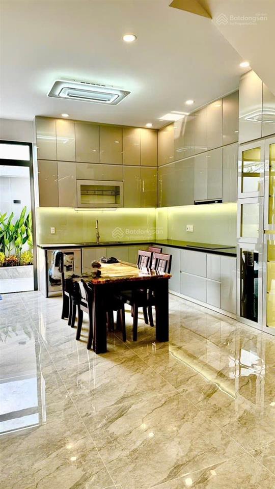 Nhà mới đẹp 3 tầm full nội thất cao cấp bà điểm, hóc môn