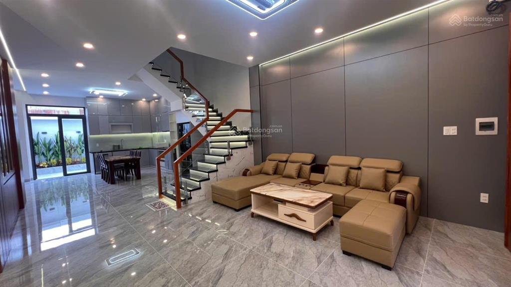 Nhà mới đẹp 3 tầm full nội thất cao cấp bà điểm, hóc môn