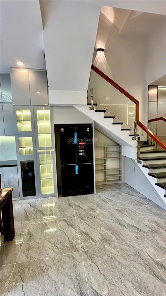 Nhà mới đẹp 3 tầm full nội thất cao cấp bà điểm, hóc môn