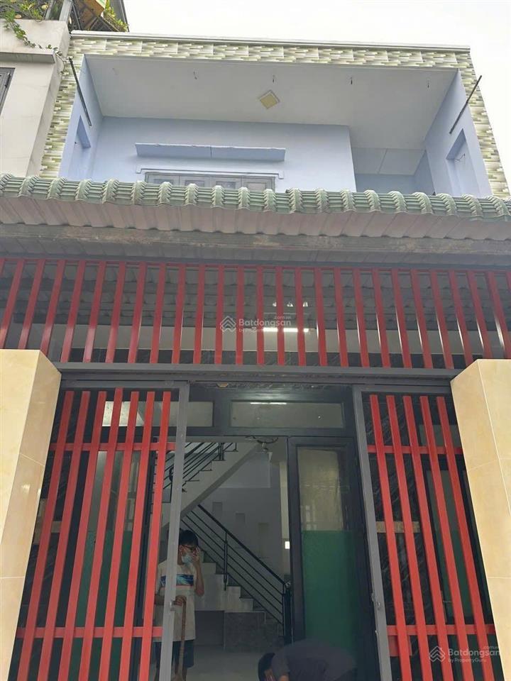 3.33 tỷ  nhà xuân thới đông  gần vinhome  5x12  shr.