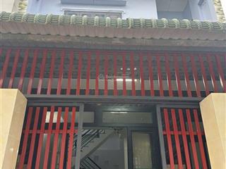 3.33 tỷ  nhà xuân thới đông  gần vinhome  5x12  shr.