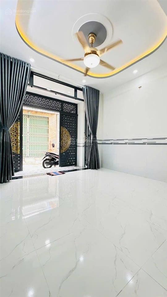 Nhà đẹp vào ở ngay  hẻm xe hơi thông thới tam thôn 6  hóc môn  2.35 tỷ