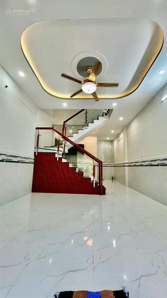 Nhà đẹp vào ở ngay  hẻm xe hơi thông thới tam thôn 6  hóc môn  2.35 tỷ