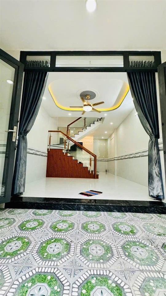 Nhà đẹp vào ở ngay  hẻm xe hơi thông thới tam thôn 6  hóc môn  2.35 tỷ