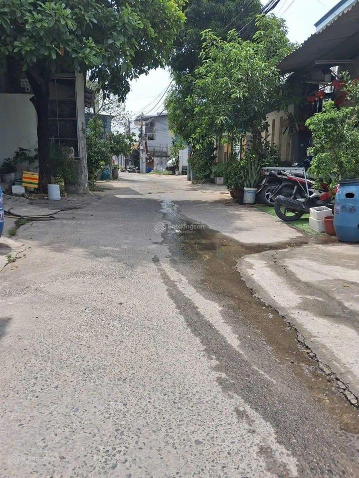 Nhà sổ hồng riêng hẻm 6m thông xe hơi đông thạnh, hóc môn giáp quận 12  giá 3.3 tyt
