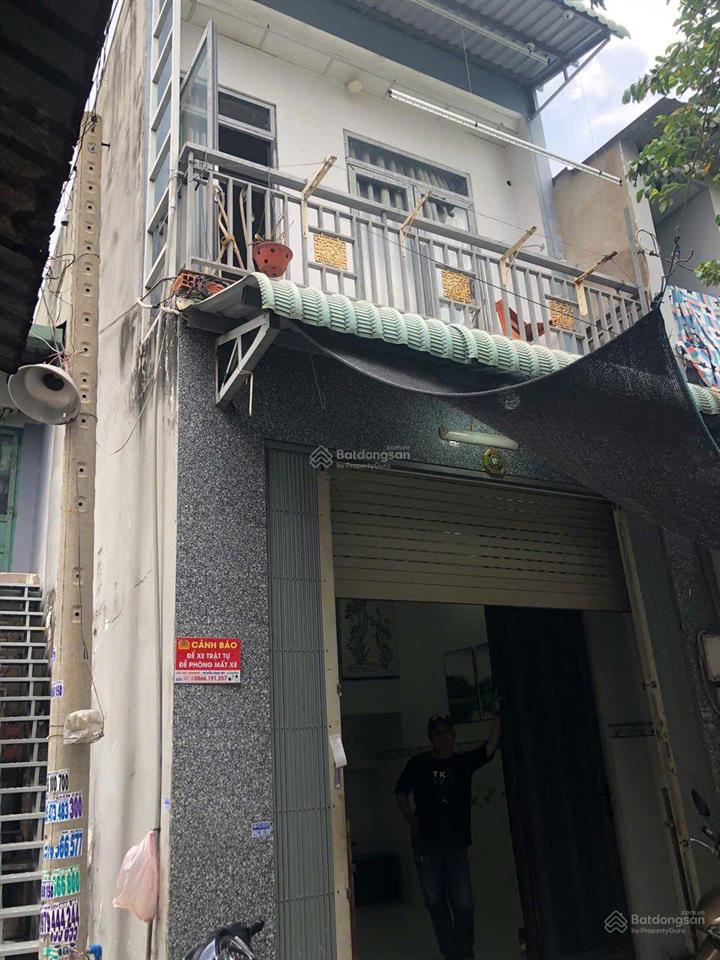 Nhà shr đẹp, đông thạnh 32 , xã đông thạnh  giá 2.5 tỷ