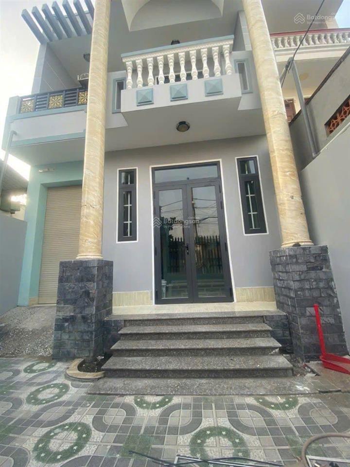 Mặt tiền thới tam thôn 10  hóc môn  5,5x18  trệt lầu  giá 5.45 tỷ