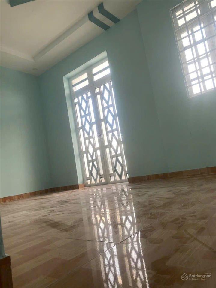 Mặt tiền thới tam thôn 10  hóc môn  5,5x18  trệt lầu  giá 5.45 tỷ