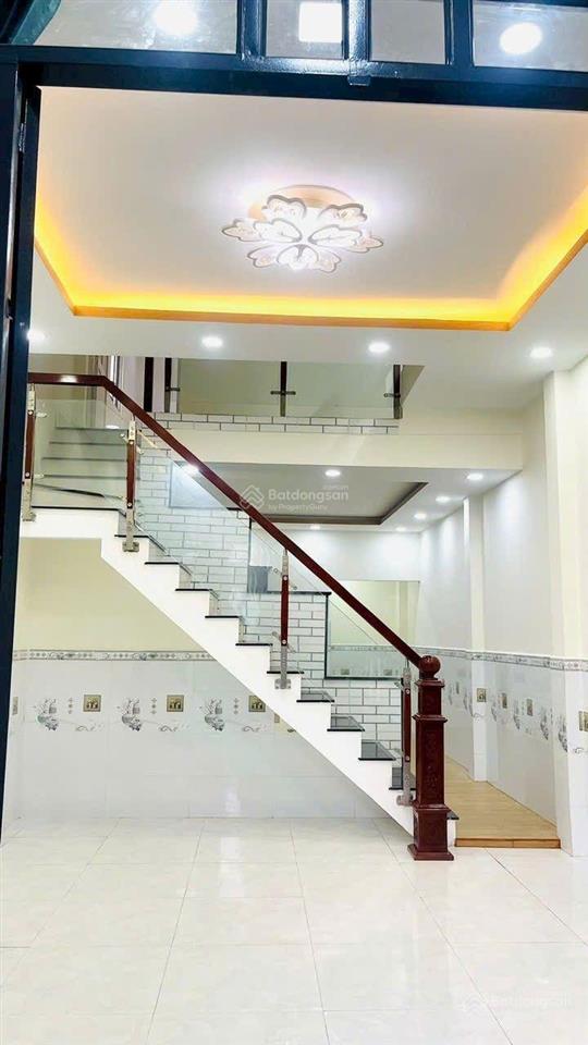 2.15 tỷ  hẻm ô tô thông  tân xuân  hóc môn
