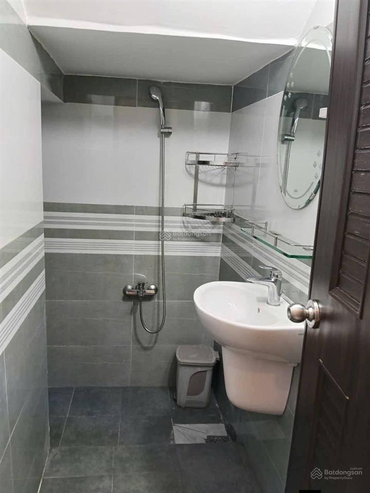 2.35 tỷ  nhà đẹp tân xuân  hóc môn hẻm xe tải tới cửa full nội thất