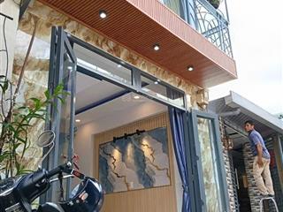 2.35 tỷ  nhà đẹp tân xuân  hóc môn hẻm xe tải tới cửa full nội thất