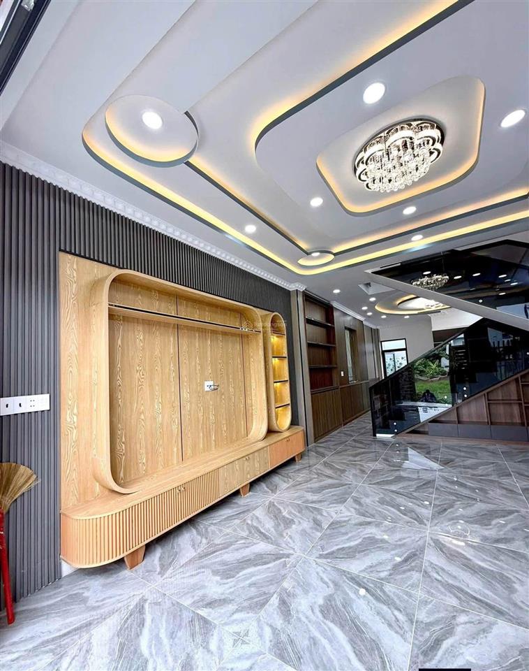 Nhà mới hoàn thiện thiết kế hiện đại shr  hẻm 4m  5.2 tỷ