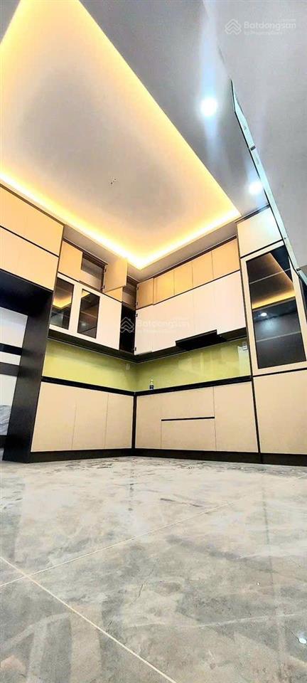2.75 tỷ  hẻm ô tô thông  nhà đẹp đông thạnh 4pn rộng rãi