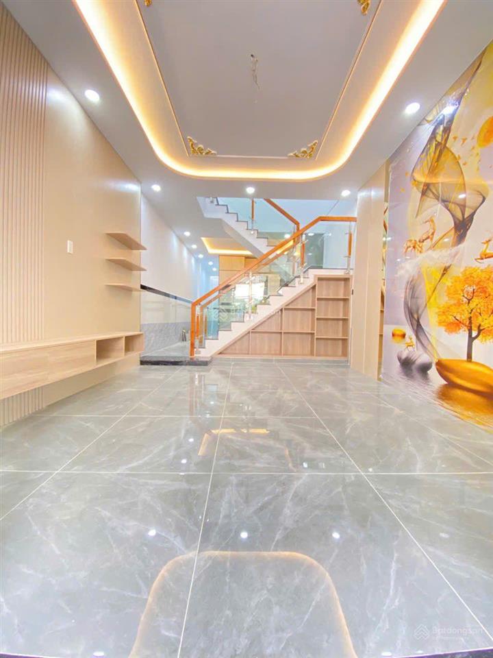 2.75 tỷ  hẻm ô tô thông  nhà đẹp đông thạnh 4pn rộng rãi