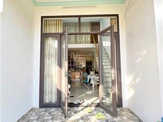3 tỷ 050 triệu  nhà 1 sẹc đông thạnh hóc môn shr riêng