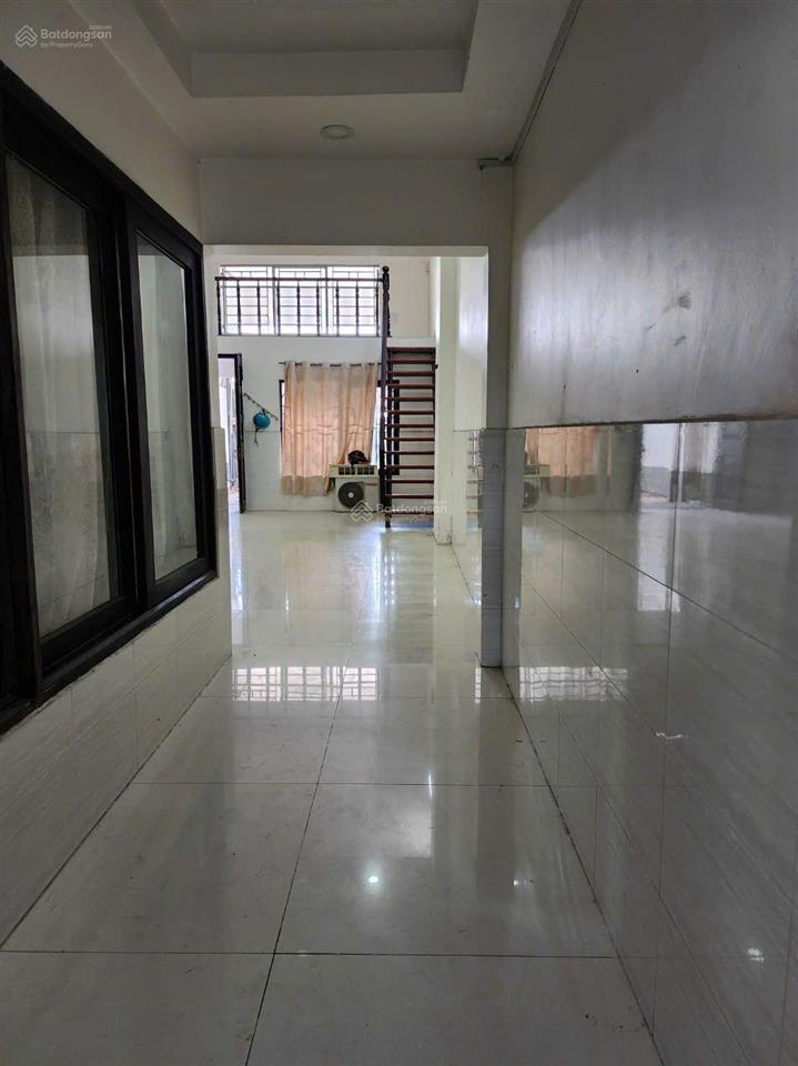 4.6 tỷ  127m2  bán nhà nhà mặt tiền tân hiệp 3940 , xã hóc môn.