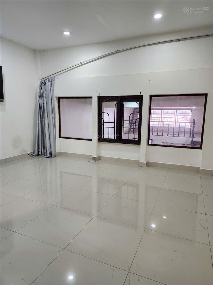 4.6 tỷ  127m2  bán nhà nhà mặt tiền tân hiệp 3940 , xã hóc môn.