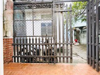 2 tỷ nhà sổ hồng riêng gần chợ hóc môn 42m hai mặt tiền dọn vào ở ngay