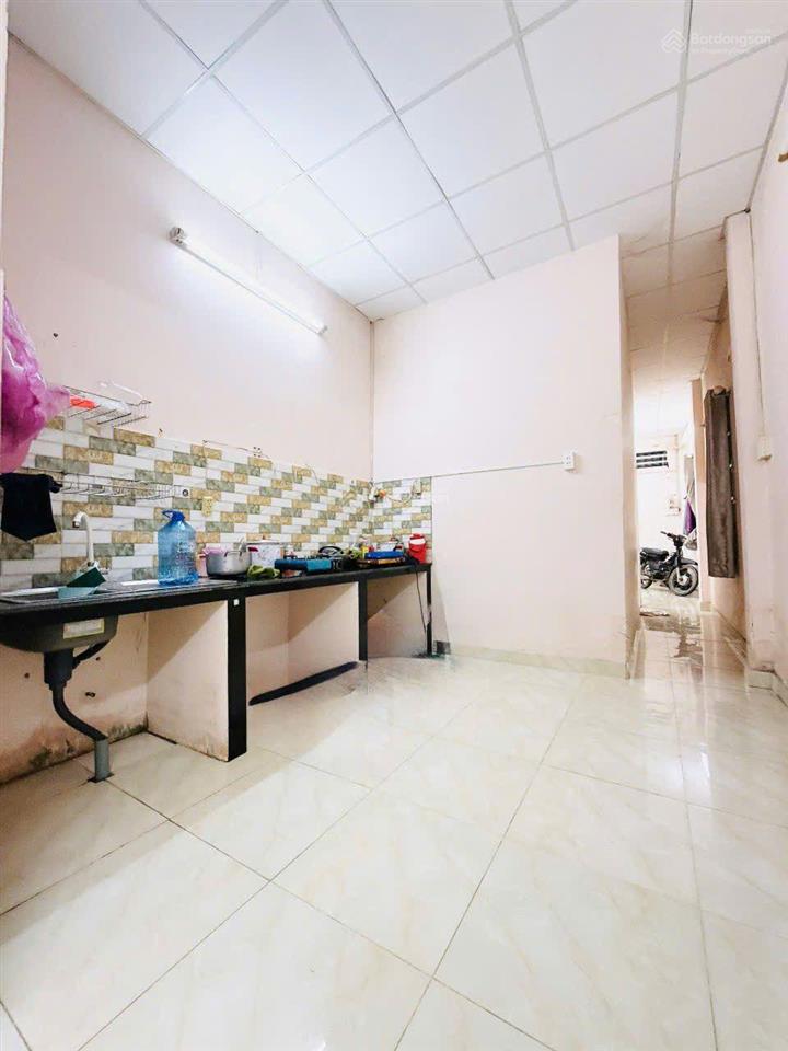 2 tỷ nhà sổ hồng riêng gần chợ hóc môn 42m hai mặt tiền dọn vào ở ngay