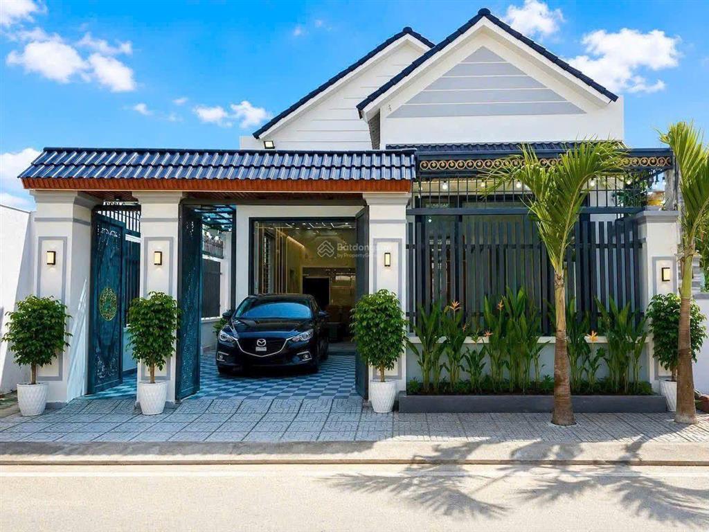 Siêu phẩm biệt thự mái thái mặt tiền ttt14, 9x13m  giá 5.48 tỷ