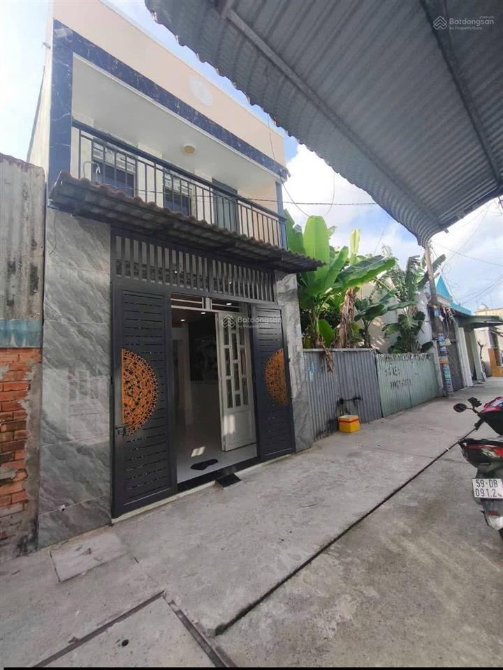 1.95 tỷ hẻm 4m  2 sẹc tô ký 6  gần chợ bắp  hóc môn