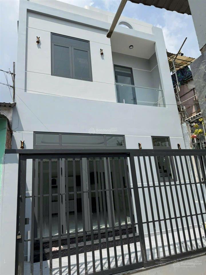 3. 3 tỷ  nhà 2 tầng  shr  đường lê thị lơ, hóc môn
