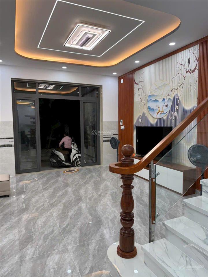 5.5 tỷ nhà mới xây hoàn thiện full nội thất nguyễn thị thử, hóc môn