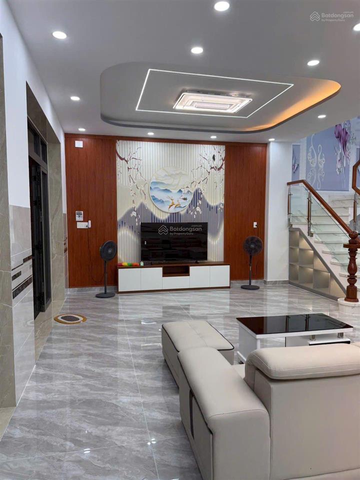 5.5 tỷ nhà mới xây hoàn thiện full nội thất nguyễn thị thử, hóc môn