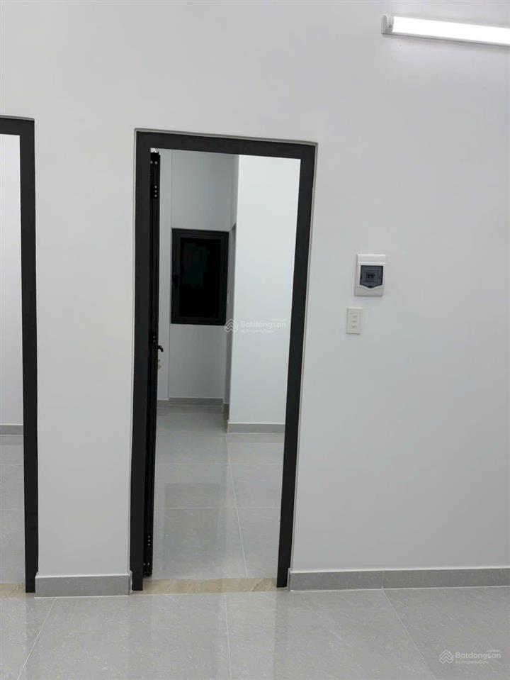 5.5 tỷ nhà mới xây hoàn thiện full nội thất nguyễn thị thử, hóc môn