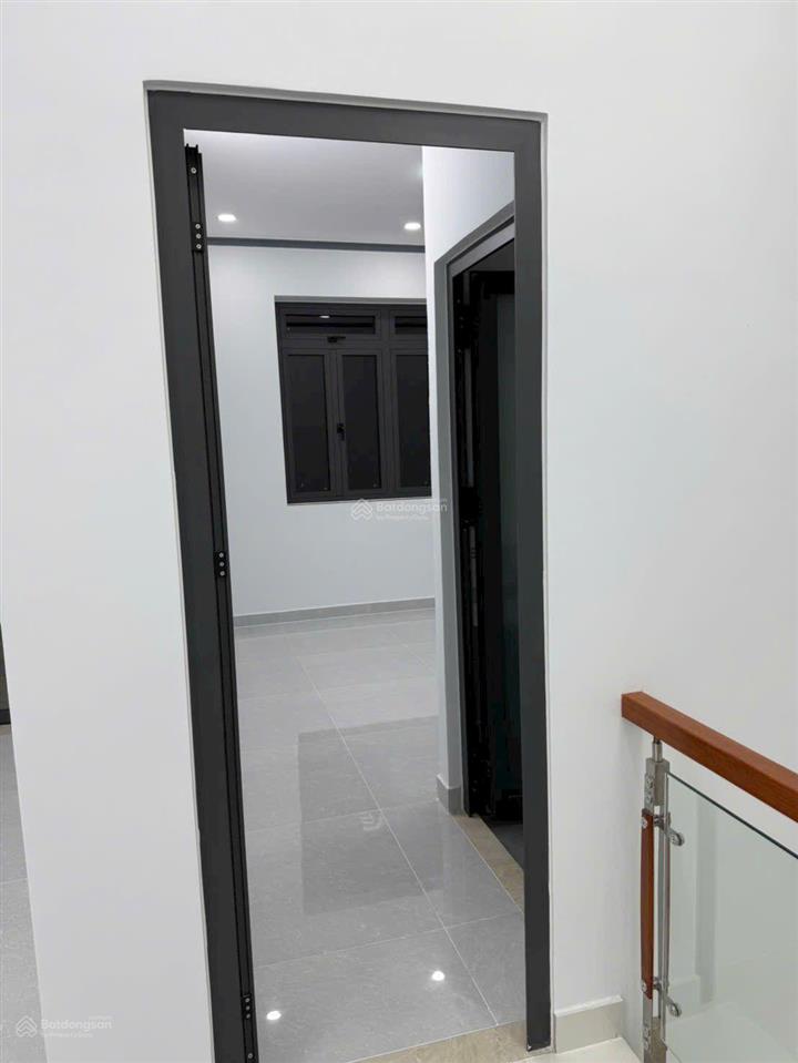 5.5 tỷ nhà mới xây hoàn thiện full nội thất nguyễn thị thử, hóc môn