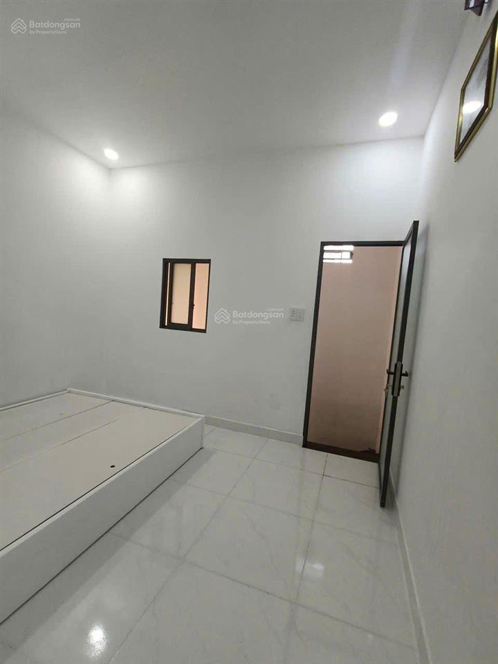 2,7 tỷ  shr  nguyễn thị pha  nhà đẹp full nội thất dọn vào ở ngay, công chứng liền